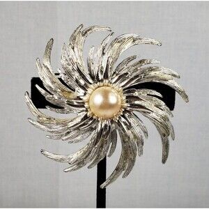 Vintage 1950's Large Sarah Coventry Signed Swirl 3 Inch Faux Pearl Brooch